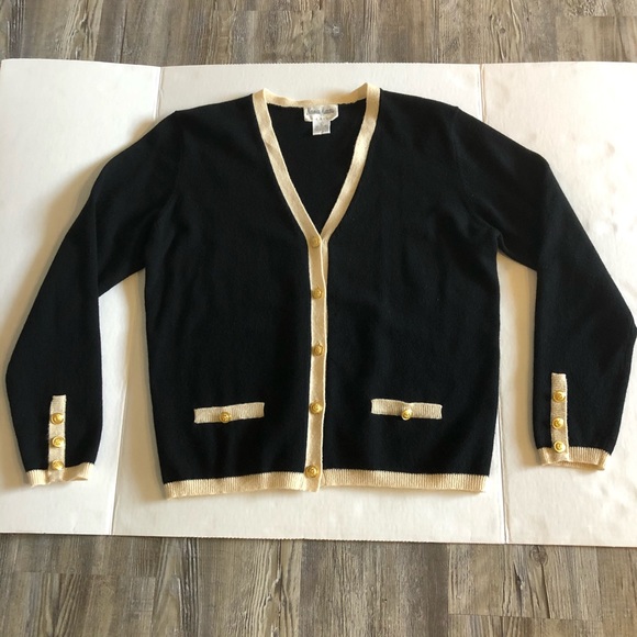Neiman Marcus Sweaters - Neiman Marcus Vintage 100%Cashmere Cardigan Size L